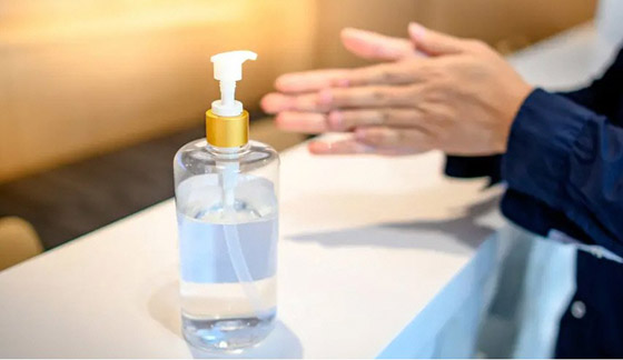 4 أخطاء تجنب ارتكابها في استخدام معقم اليدين صورة رقم 1