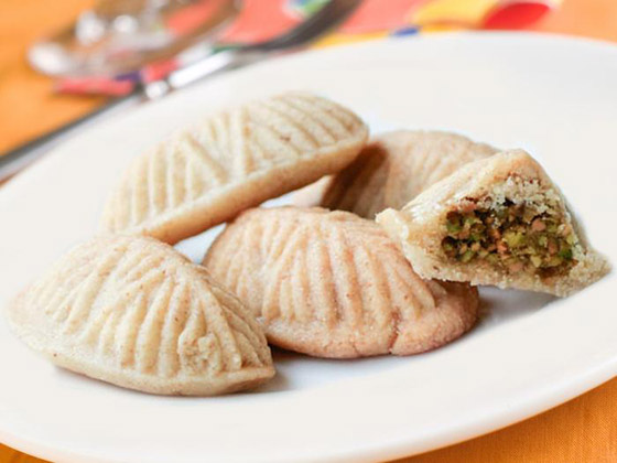 حلويات عيد الأضحى: معمول بالجوز صورة رقم 2