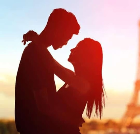 9 علامات وإشارات تدل على أنه واقع في غرامك صورة رقم 4