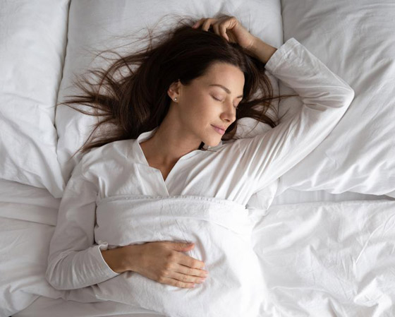 هل ترقد في فراشك وتعجز عن النوم؟.. إليك 15 نصيحة لاستحضار النعاس صورة رقم 3