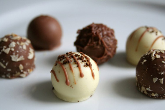 كرات التيراميسو لضيافة عيد مبتكرة صورة رقم 2