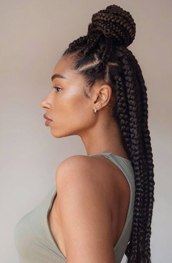 شعر متطاير بإطلالات مختلفة كل يوم.. 10 أفكار لتسريحات الشعر المنسدل صورة رقم 6