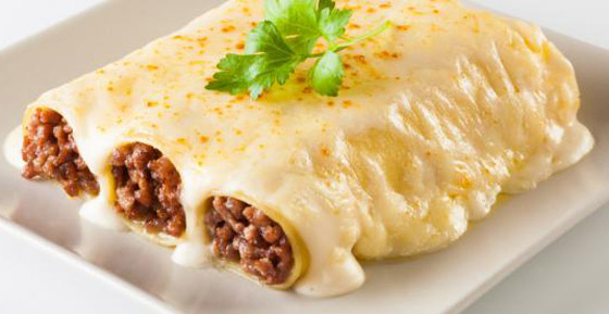 إليكم طريقة تحضير كانيلوني باللحم المفروم وصلصة الطماطم الشهي صورة رقم 3