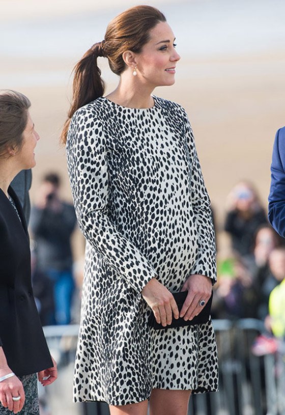 بالصور: إليكم أبرز وأجمل إطلالات النساء الملكية قبل أيام الولادة صورة رقم 5