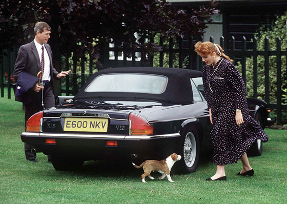 بالصور: إليكم أبرز وأجمل إطلالات النساء الملكية قبل أيام الولادة صورة رقم 11