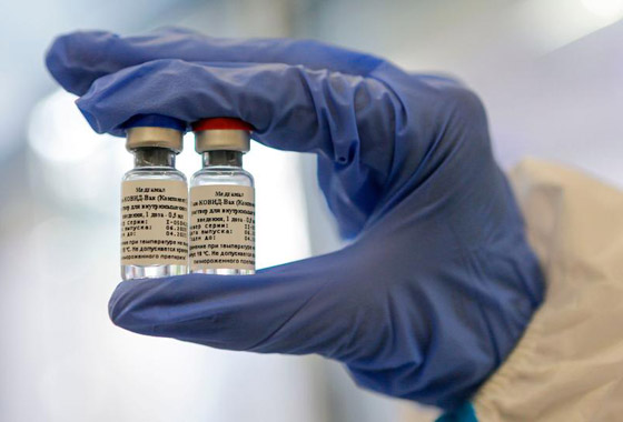 نصف الأطباء الروس لا يثقون بلقاح كورونا السريع واستقالة رئيس الصحة صورة رقم 18