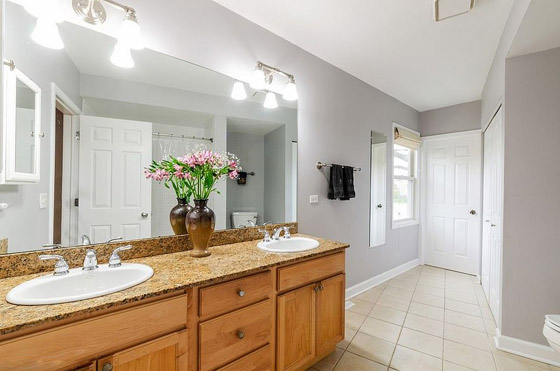 منزل الفطيرة النحيف: مظهره مخادع مثّل أعجوبة للسكان وبيع بمبلغ خيالي! صورة رقم 9