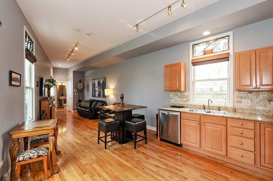 منزل الفطيرة النحيف: مظهره مخادع مثّل أعجوبة للسكان وبيع بمبلغ خيالي! صورة رقم 10