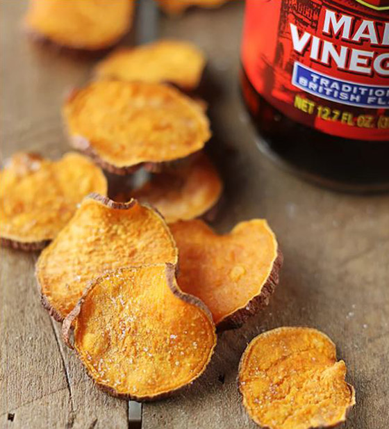 إليكم وصفات نقرشات ومقرمشات صحية لا تحتاج أكثر من 3 مكونات صورة رقم 1 إليكم وصفات نقرشات ومقرمشات صحية لا تحتاج أكثر من 3 مكونات صورة رقم 1