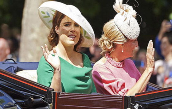 6 خدع تلجأ اليها اميرات العائلة المالكة البريطانية لتظهرن دائما بقمة الاناقة صورة رقم 7