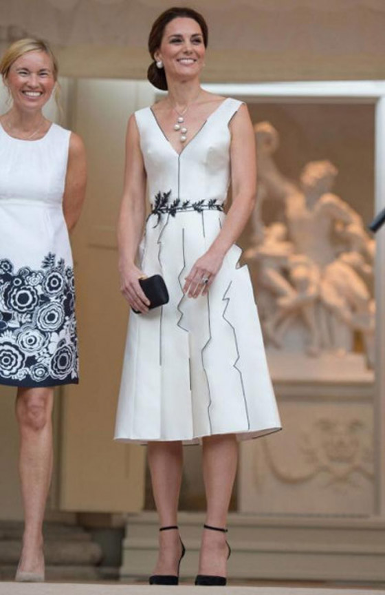 6 خدع تلجأ اليها اميرات العائلة المالكة البريطانية لتظهرن دائما بقمة الاناقة صورة رقم 1