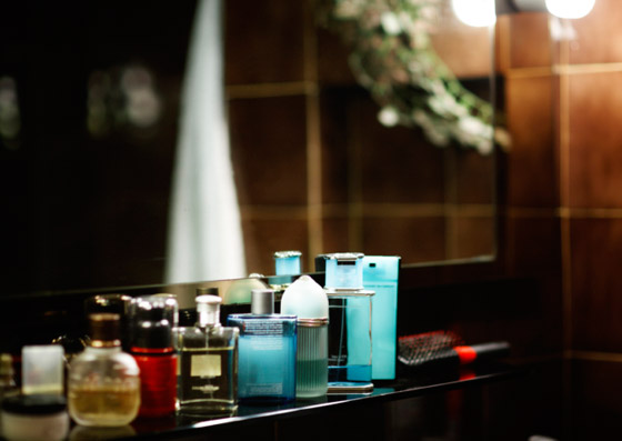 هل للعطور مدة صلاحية؟ إليكم 5 نصائح لجعل رائحتها تدوم فترة أطول صورة رقم 6 هل للعطور مدة صلاحية؟ إليكم 5 نصائح لجعل رائحتها تدوم فترة أطول صورة رقم 6