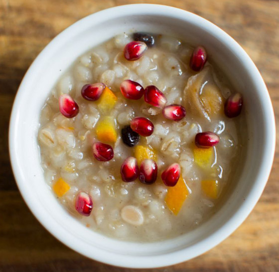 نباتية ومكوناتها مغذية.. إليكم وصفة حلوى عاشوراء الشهية صورة رقم 8