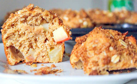 فطائر المافن بالتفاح.. وصفة لذيذة سريعة التحضير ومميزة للسحور صورة رقم 13