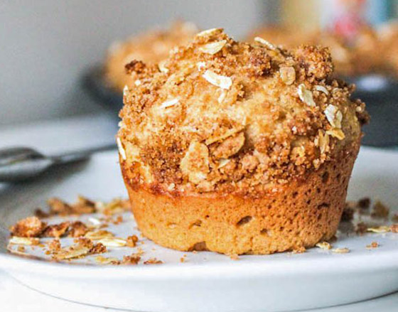 فطائر المافن بالتفاح.. وصفة لذيذة سريعة التحضير ومميزة للسحور صورة رقم 15