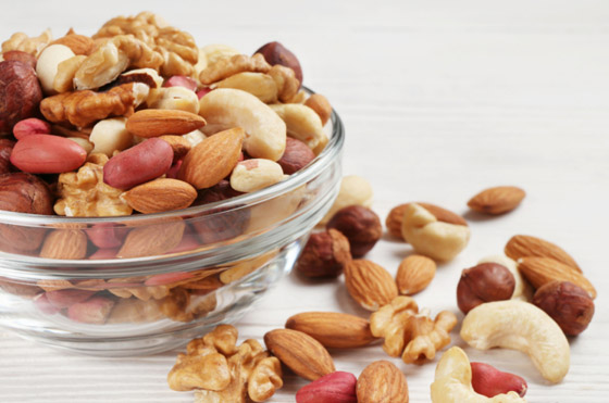 خطأ شائع نرتكبه جميعا.. 10 أطعمة توقف حالا عن وضعها في الثلاجة! صورة رقم 8