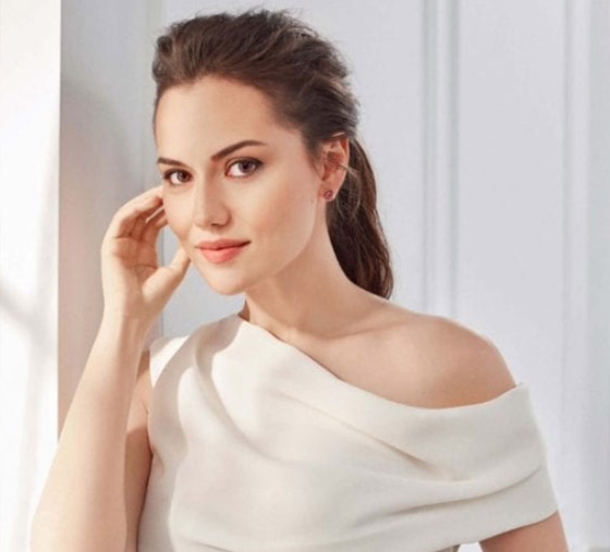 جدل حول أجمل 10 فتيات مسلمات: هل تستحق روان بن حسين المركز الثاني؟ صورة رقم 4