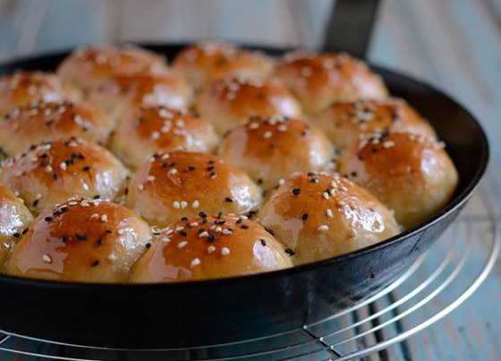 رائحتها شهية ولذيذة مع فنجان الشاي.. إليكم وصفة خلية النحل الطيبة صورة رقم 8