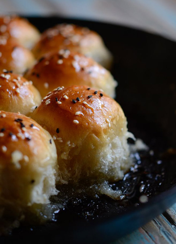 رائحتها شهية ولذيذة مع فنجان الشاي.. إليكم وصفة خلية النحل الطيبة صورة رقم 9