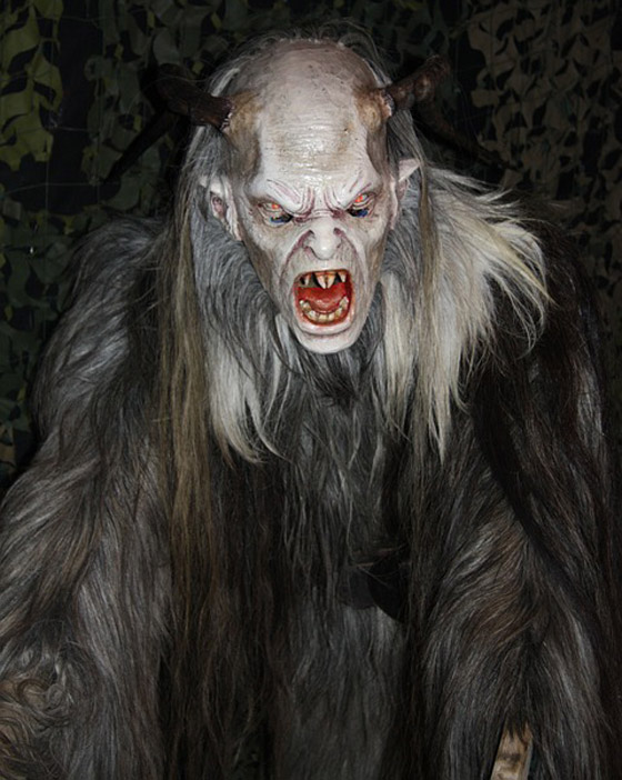 صورة رقم 14 - إليكم 10 من أساطير عيد الميلاد المخيفة التي تقشعر الأبدان عند سماعها! صورة رقم 14 - إليكم 10 من أساطير عيد الميلاد المخيفة التي تقشعر الأبدان عند سماعها!