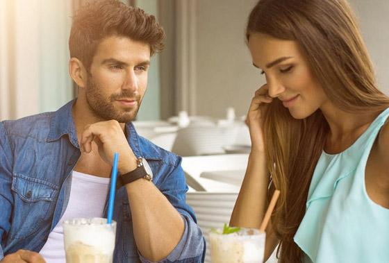 أمور غريبة تجذب الرجل إلى المرأة صورة رقم 1