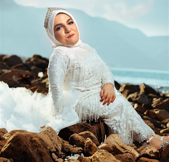 صور: أول عارضة أزياء مصرية قصيرة القامة تعرض تصاميمها المميزة صورة رقم 17