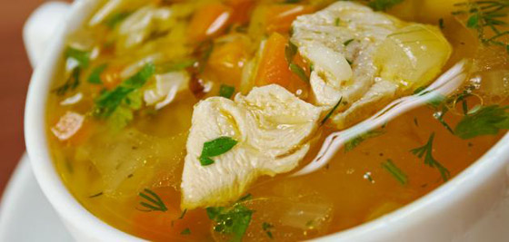 شوربة الدجاج... تحميك من فيروس كورونا صورة رقم 1