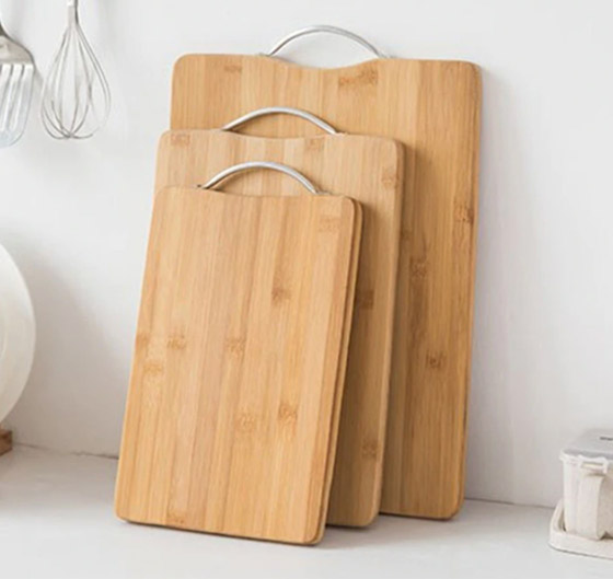 إليكم 3 طرق لتنظيف لوح التقطيع الخشبي كي يبقى خاليا من الجراثيم صورة رقم 10 إليكم 3 طرق لتنظيف لوح التقطيع الخشبي كي يبقى خاليا من الجراثيم صورة رقم 10