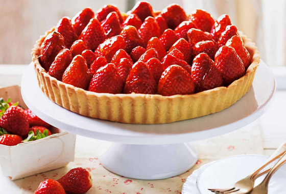 وصفة سهلة ولذيذة.. إليكم طريقة تحضير تارت الفراولة بعجينة مثالية صورة رقم 7