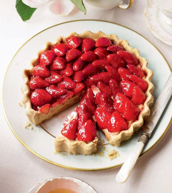 وصفة سهلة ولذيذة.. إليكم طريقة تحضير تارت الفراولة بعجينة مثالية صورة رقم 8