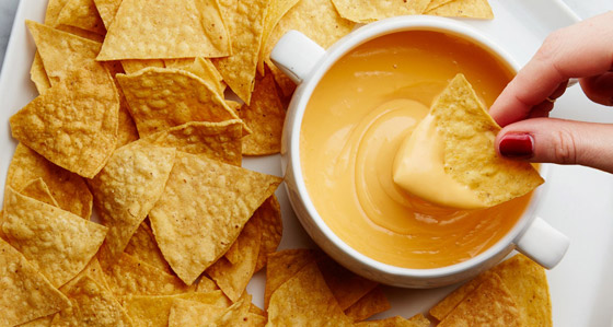 غنية بالنكهات ومثالية للسهرات.. إليكم طريقة تحضير غموس الناتشوز بالجبن صورة رقم 13 غنية بالنكهات ومثالية للسهرات.. إليكم طريقة تحضير غموس الناتشوز بالجبن صورة رقم 13