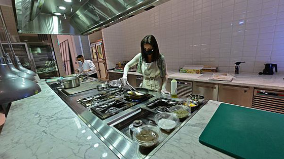  إليكم اول قائمة طعام لوجبات 