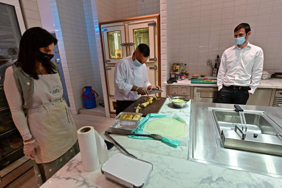  إليكم اول قائمة طعام لوجبات 