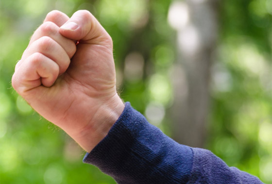 علاقة قوة قبضة اليد بصحة الجسم: تكشف الأسباب التي ستؤدي لوفاتك! صورة رقم 1