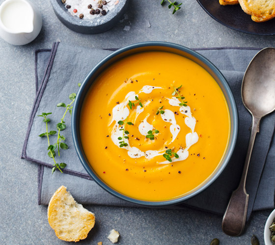 مع انطلاق موسم الشوربة الرسمي.. إليكم وصفة حساء قرع العسل اللذيذة صورة رقم 1 مع انطلاق موسم الشوربة الرسمي.. إليكم وصفة حساء قرع العسل اللذيذة صورة رقم 1