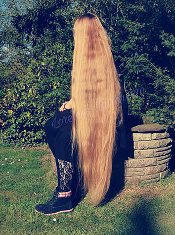 لم تقصّه منذ 15 عاما.. فتاة ألمانية تنتظر أن يصل شعرها لكاحليها! صورة رقم 8