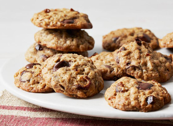 إليكم طريقة تحضير كوكيز التمر الخالية من السكر.. صحية ولذيذة صورة رقم 3