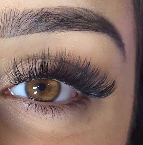 وصفات سيروم طبيعي لتكثيف وتطويل الرموش من أول أسبوع صورة رقم 3