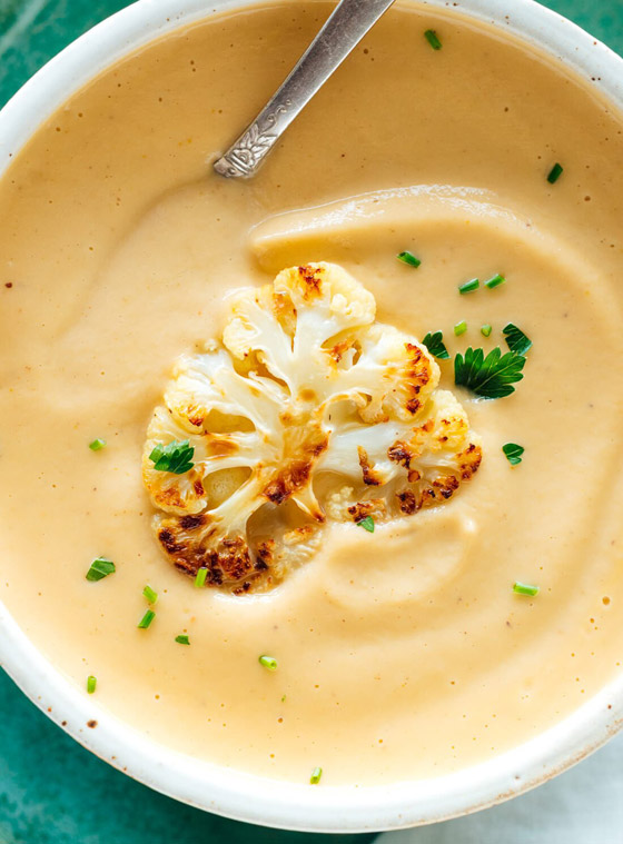 إليكم وصفة شوربة القرنبيط منخفضة الكربوهيدرات لأيام الشتاء الباردة صورة رقم 4