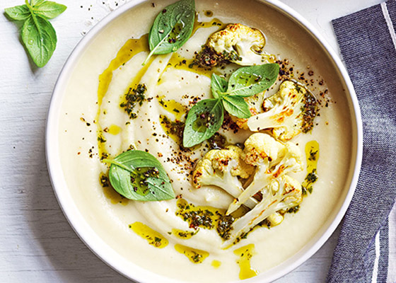 إليكم وصفة شوربة القرنبيط منخفضة الكربوهيدرات لأيام الشتاء الباردة صورة رقم 11