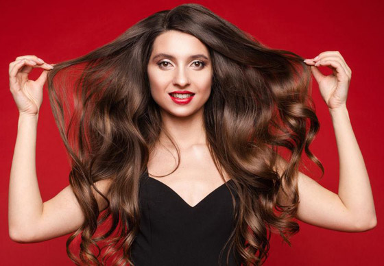 كيف يمكن المحافظة على لمعة الشعر؟ وما أسباب فقدانه البريق؟ صورة رقم 9