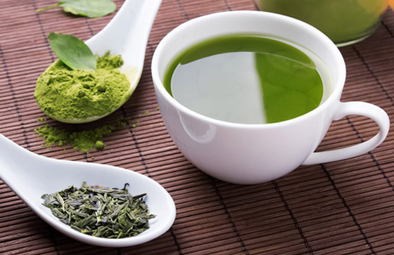 إليكم 12 علاجا طبيعيا فعّالا في القضاء على البقع والهالات الداكنة صورة رقم 1