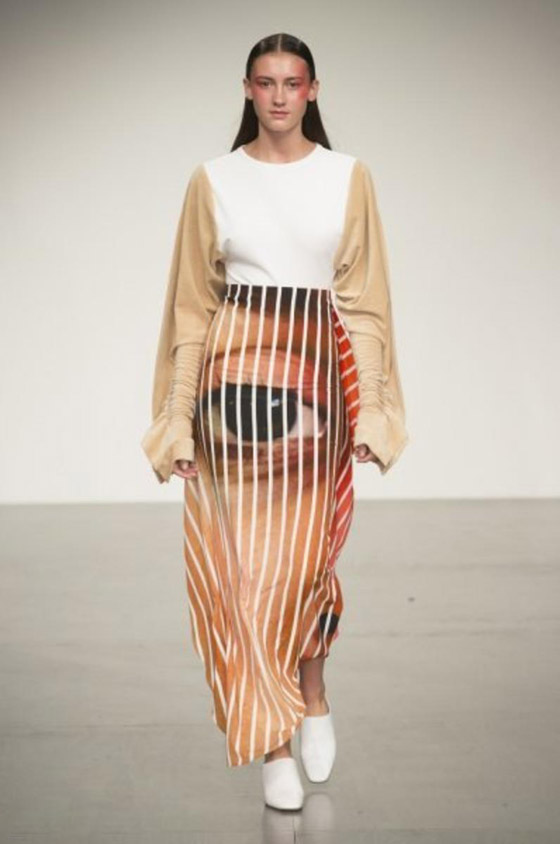 أغرب الأزياء والجوارب: هل تقبلين ارتداء هذه الملابس ؟ صورة رقم 5