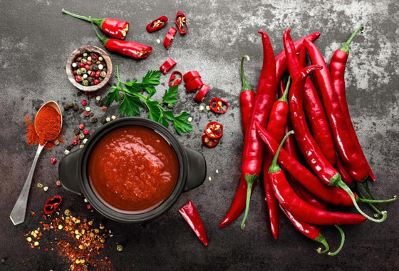 تعزّز المناعة وتحارب السرطان.. 7 فوائد لتناول الأطعمة الحارة ستدهشك! صورة رقم 1