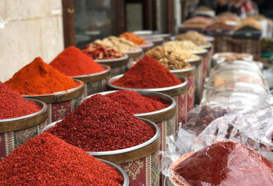 تعزّز المناعة وتحارب السرطان.. 7 فوائد لتناول الأطعمة الحارة ستدهشك! صورة رقم 2