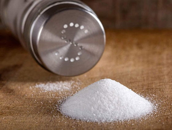 المرض الدائم واكتساب الوزن.. 12 علامة تدل على تناولك الملح بشكل زائد صورة رقم 3 المرض الدائم واكتساب الوزن.. 12 علامة تدل على تناولك الملح بشكل زائد صورة رقم 3