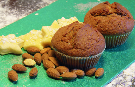 إليكم وصفة مافن اليقطين من دقيق اللوز اللذيذة ومنخفضة الكربوهيدرات صورة رقم 3 إليكم وصفة مافن اليقطين من دقيق اللوز اللذيذة ومنخفضة الكربوهيدرات صورة رقم 3