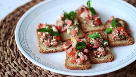 سناكات صحية يمكنك تناولها عند الجوع ليلاً صورة رقم 3