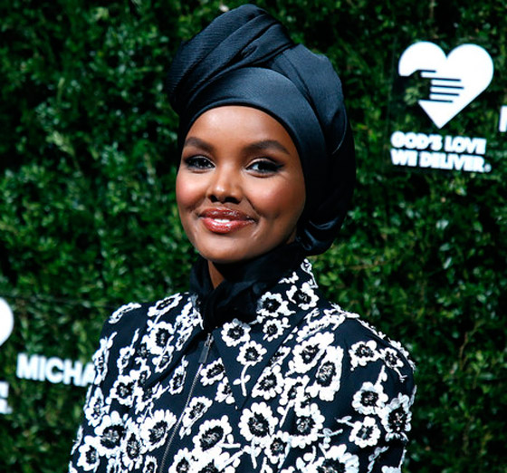 بعد اعتزالها بسبب الحجاب.. عارضة الأزياء العالمية حليمة عدن تعود من جديد! صور صورة رقم 16