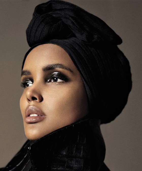 بعد اعتزالها بسبب الحجاب.. عارضة الأزياء العالمية حليمة عدن تعود من جديد! صور صورة رقم 18